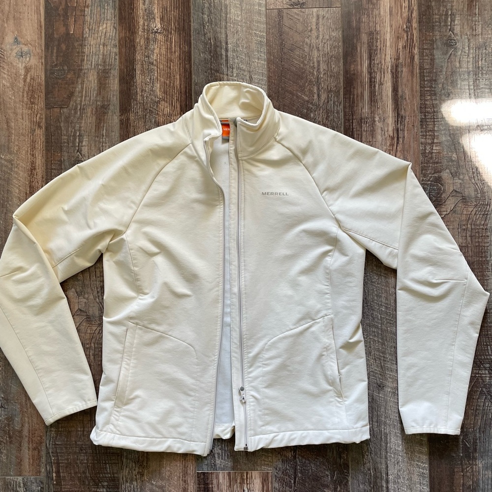 EUC Cream colored Merrell jacket, size M